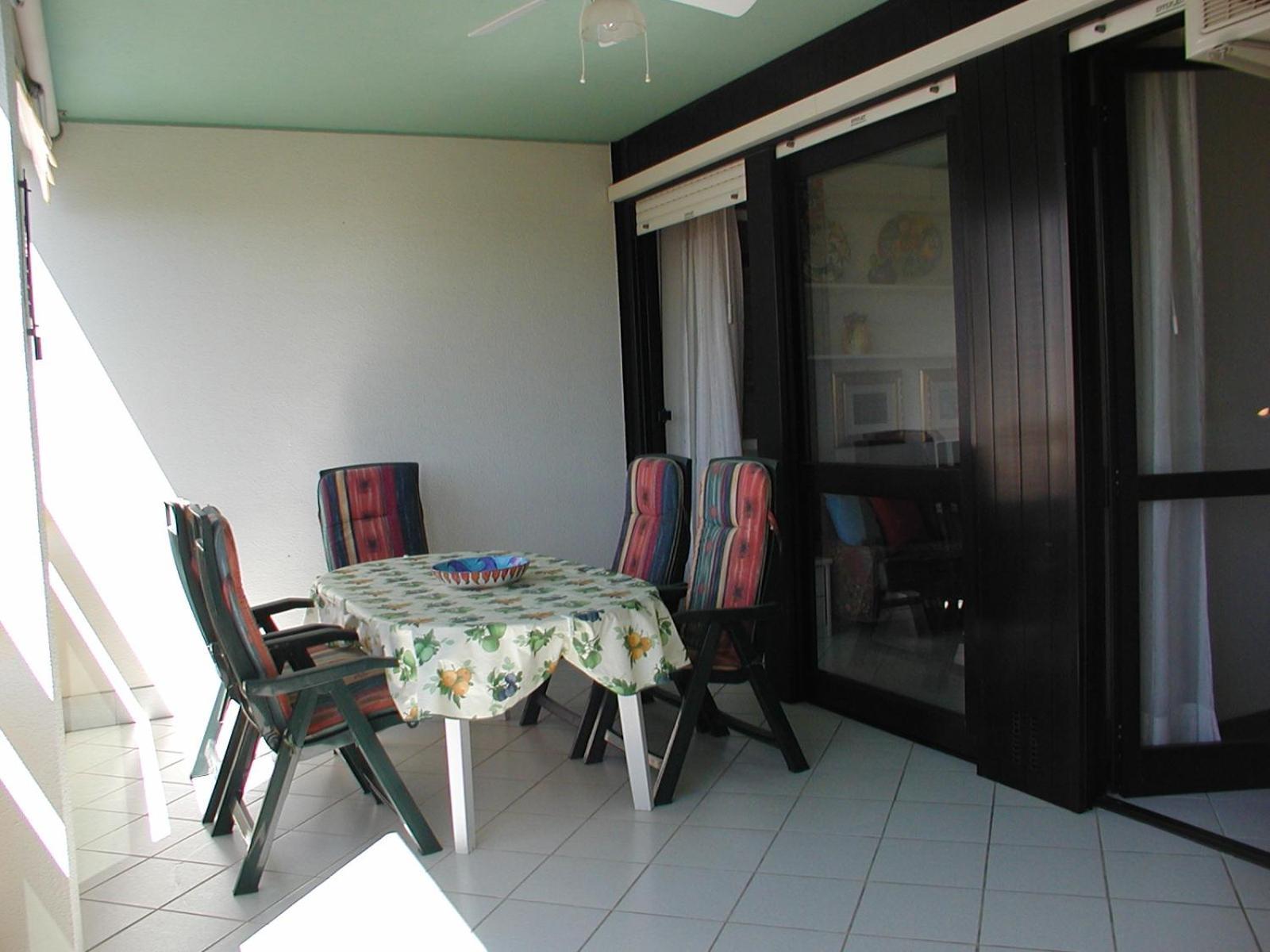Complesso Solarium Apartment Bibione Bagian luar foto