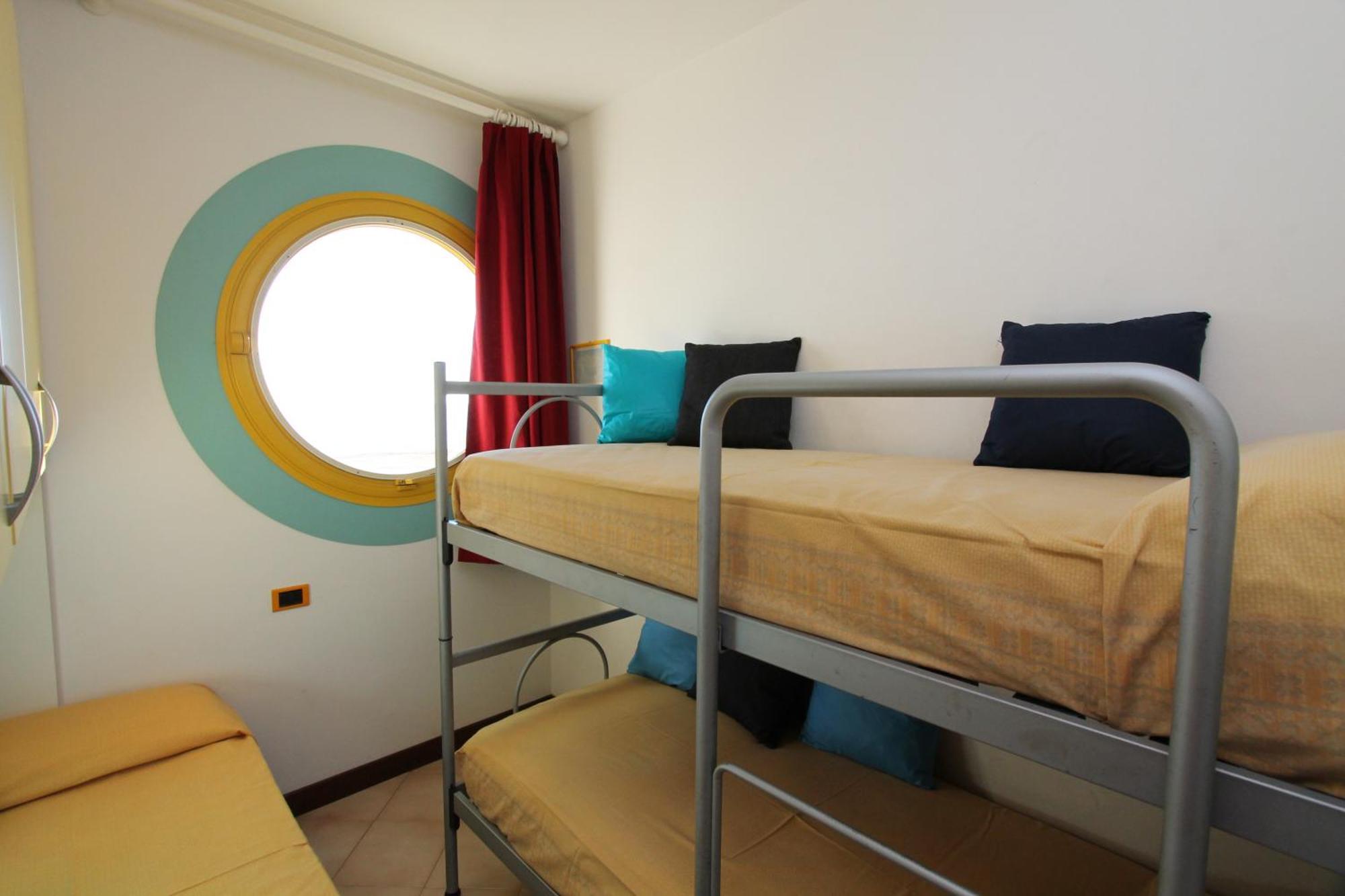 Complesso Solarium Apartment Bibione Bagian luar foto