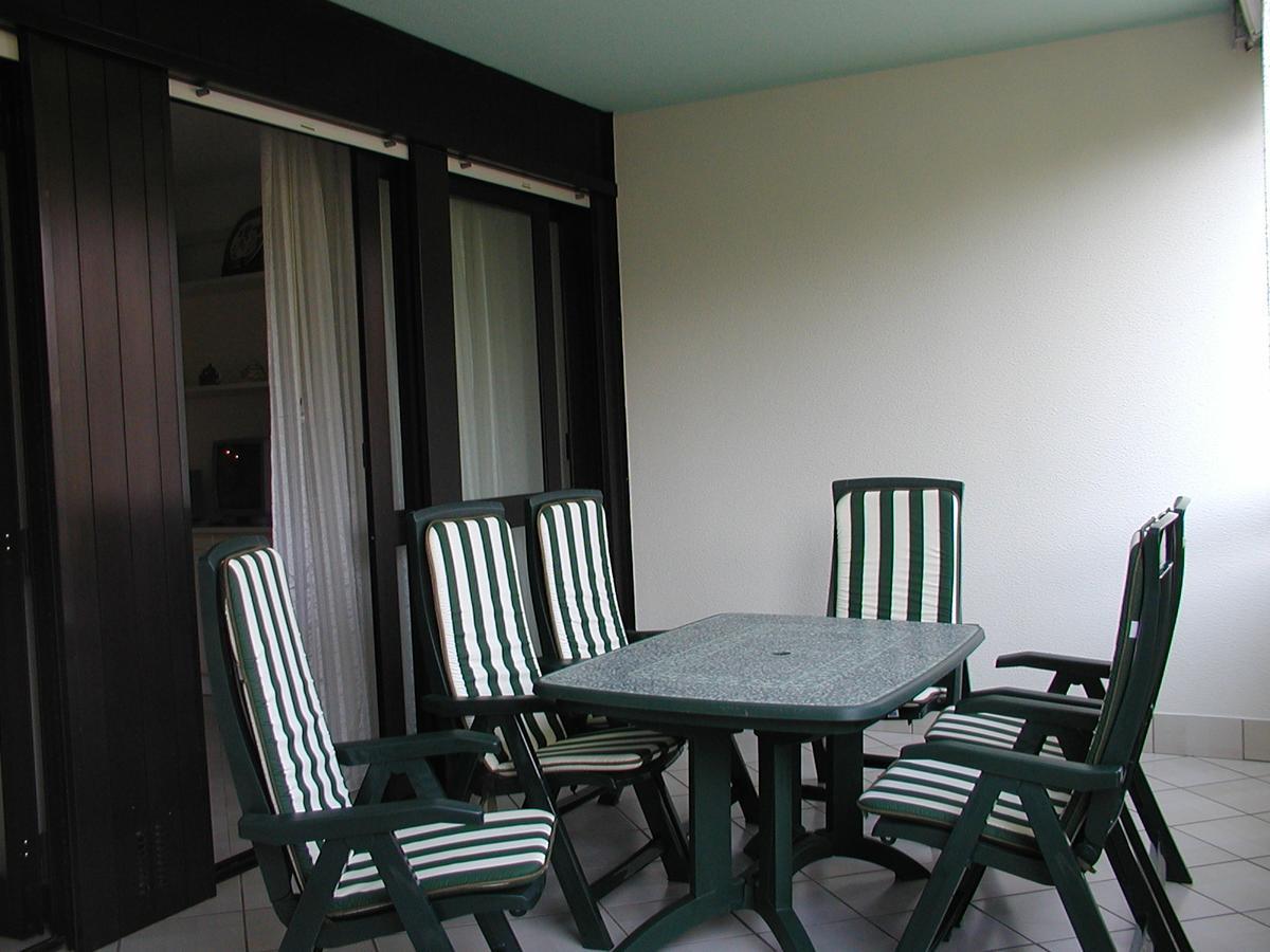 Complesso Solarium Apartment Bibione Bagian luar foto