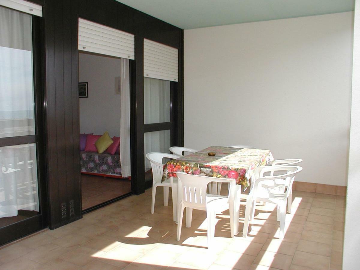 Complesso Solarium Apartment Bibione Bagian luar foto