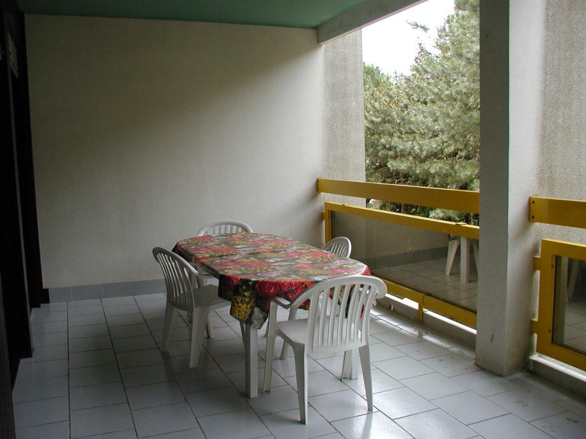 Complesso Solarium Apartment Bibione Bagian luar foto